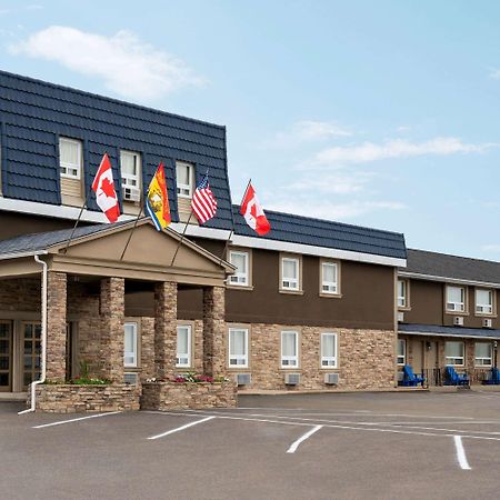 Days Inn By Wyndham Frédéricton Extérieur photo