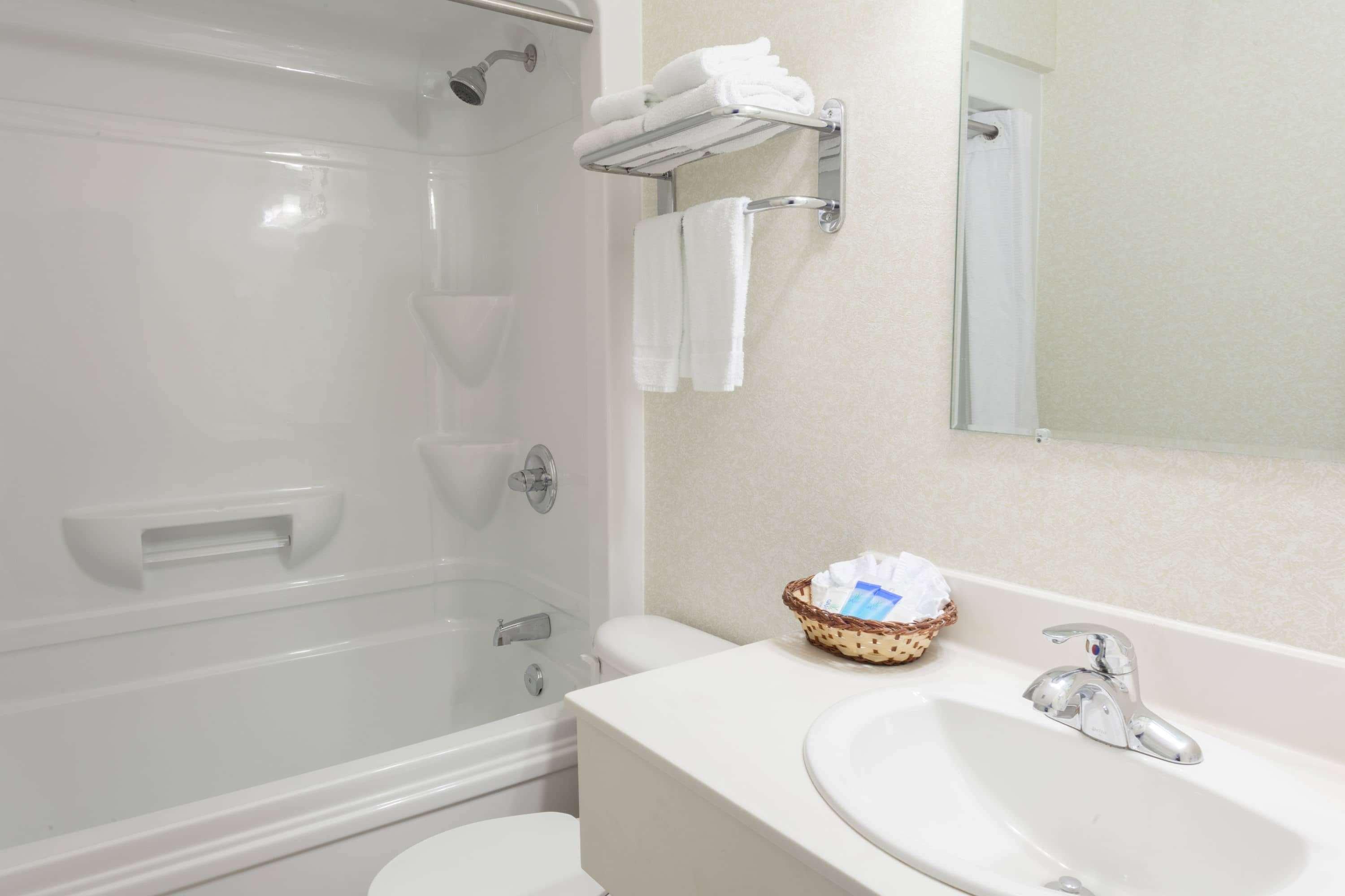 Days Inn By Wyndham Frédéricton Extérieur photo