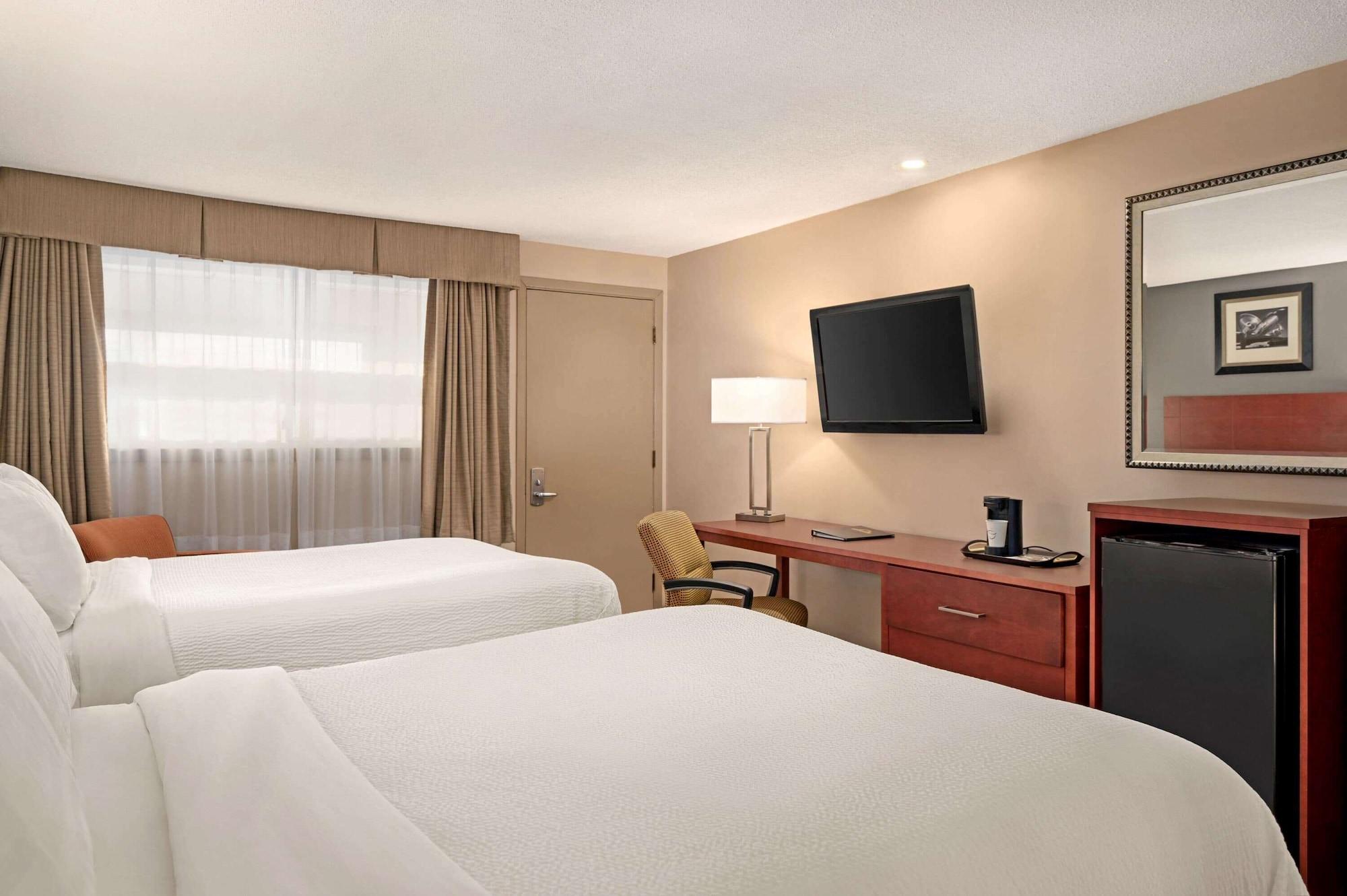 Days Inn By Wyndham Frédéricton Extérieur photo