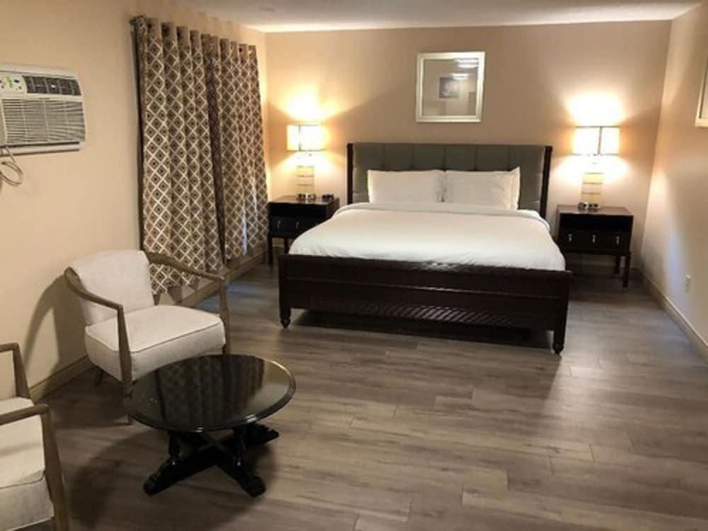 Days Inn By Wyndham Frédéricton Extérieur photo